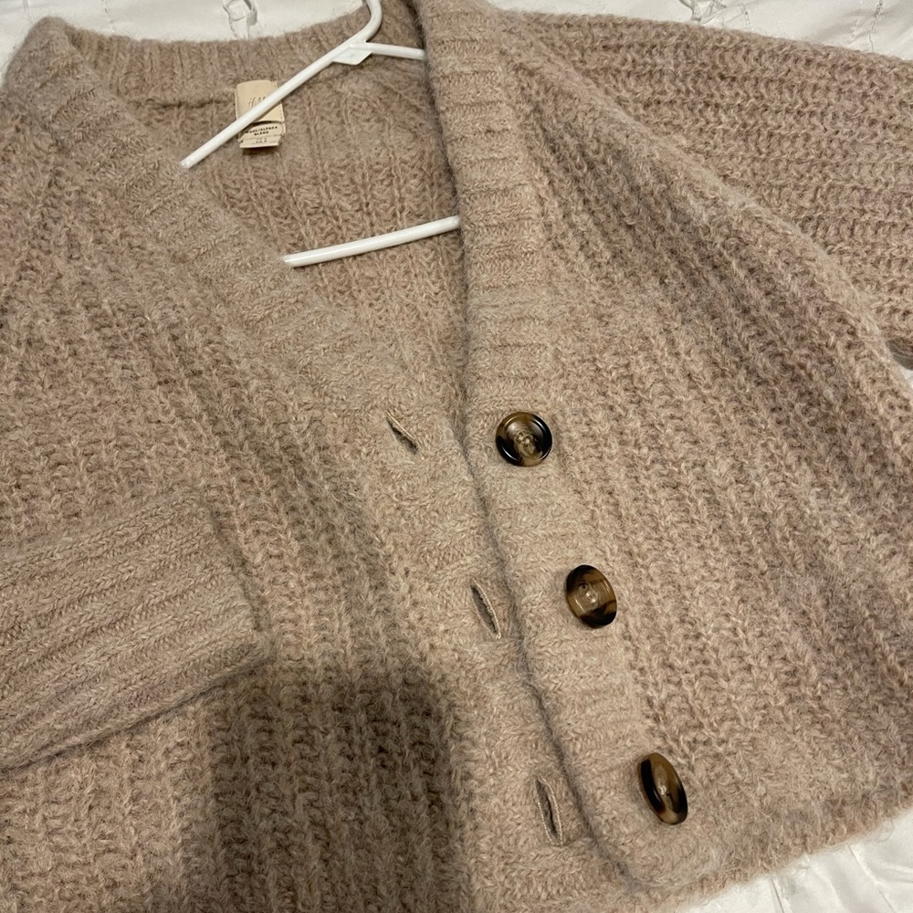 Wool H&M cardigan